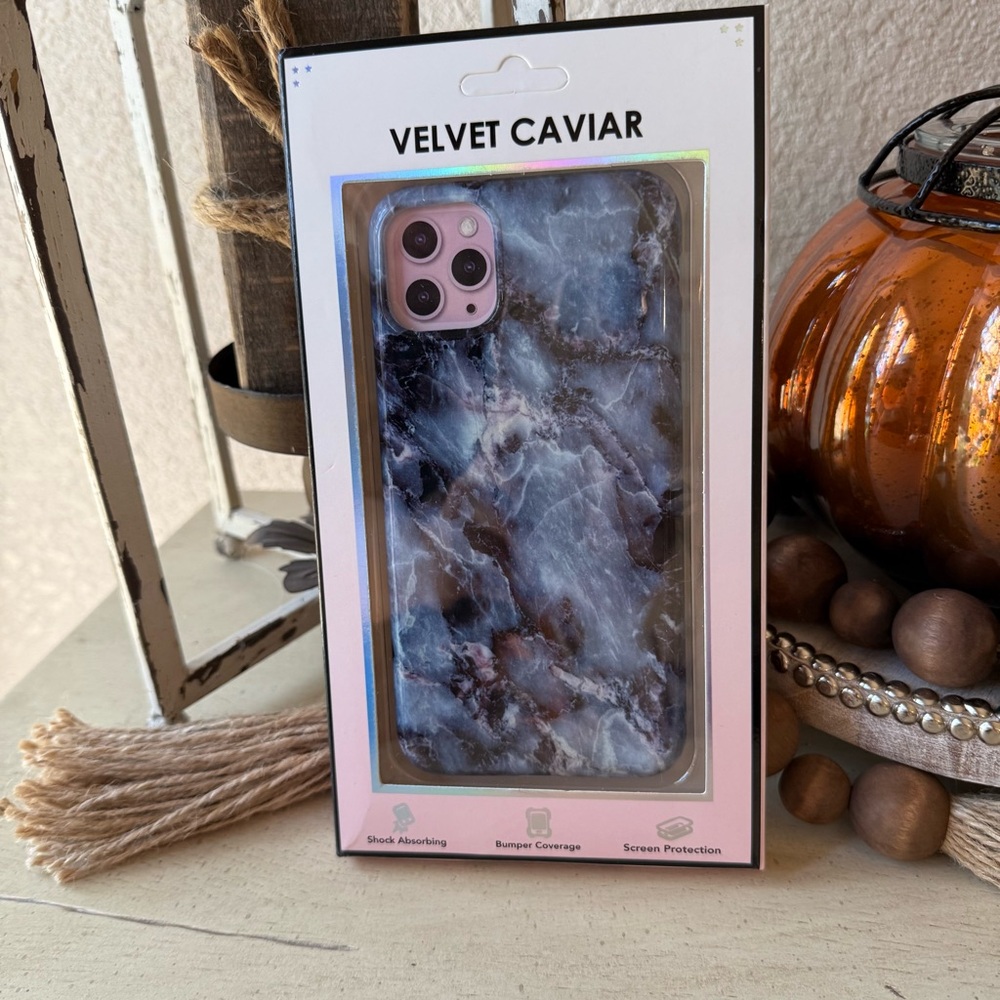 iPhone 11 Pro Max
Blue Marble Velvet Caviar case.